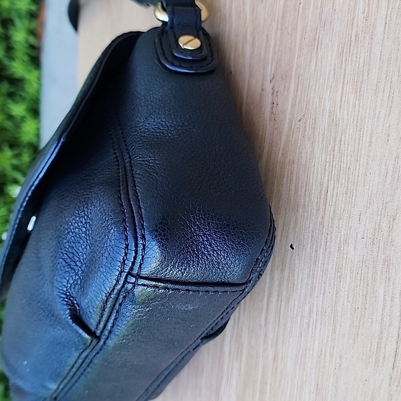 Authentic Michael Kors mini black crossbody - Picture 8 of 12
